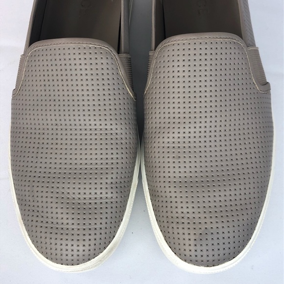 Vince Blair Perforated Leather Sneakers Size 9M - Picture 3 of 10